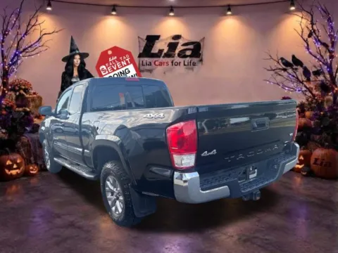 More photos of 2017 Toyota Tacoma SR5 at Lia Toyota of Northampton, MA