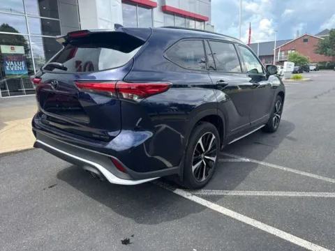 Another view of 2022 Toyota Highlander XSE for sale in Northampton, MA at Lia Toyota of Northampton