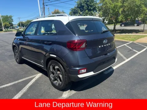 More photos of 2023 Hyundai Venue Limited at Lia Toyota of Northampton, MA