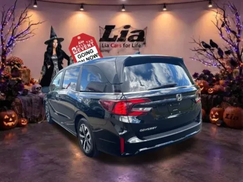 More photos of 2025 Honda Odyssey EX-L at Lia Toyota of Northampton, MA