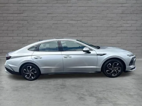 Photos of 2025 Hyundai Sonata SEL for sale in Northampton, MA at Lia Toyota of Northampton