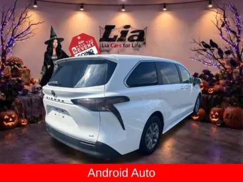 Another view of 2025 Toyota Sienna LE for sale in Northampton, MA at Lia Toyota of Northampton