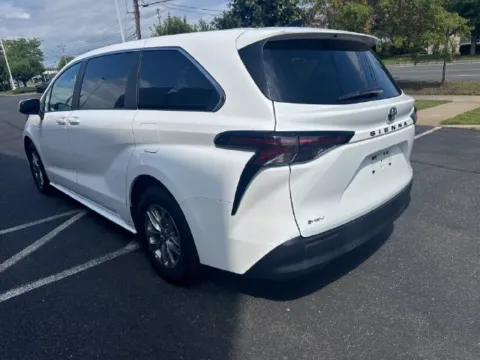 More photos of 2025 Toyota Sienna LE at Lia Toyota of Northampton, MA