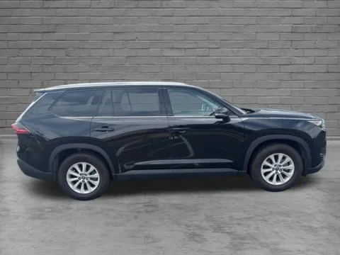 Photos of 2025 Toyota Grand Highlander Hybrid XLE for sale in Northampton, MA at Lia Toyota of Northampton
