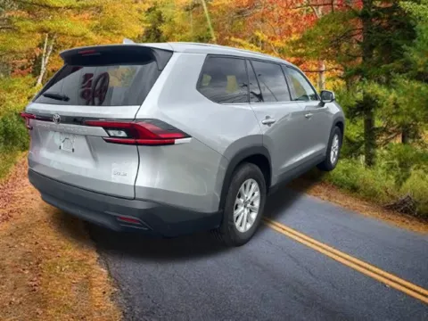 Another view of 2025 Toyota Grand Highlander XLE for sale in Northampton, MA at Lia Toyota of Northampton