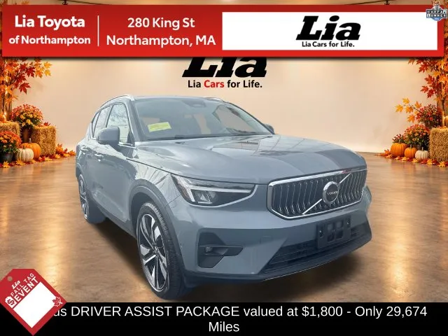 2023 Volvo XC40