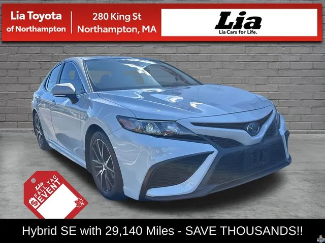 White 2024 Toyota Camry Hybrid SE for sale in Northampton, MA