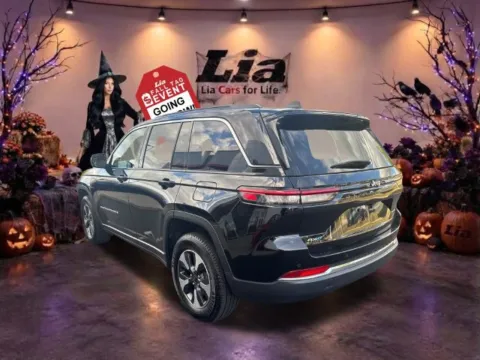 More photos of 2024 Jeep Grand Cherokee 4xe at Lia Toyota of Northampton, MA