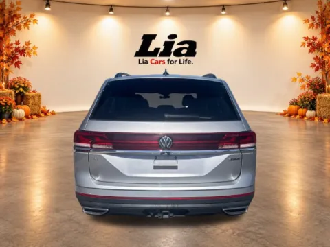 More photos of 2025 Volkswagen Atlas 2.0T SE w/Technology at Lia Toyota of Northampton, MA