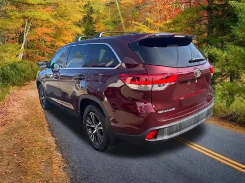More photos of 2019 Toyota Highlander LE at Lia Toyota of Northampton, MA