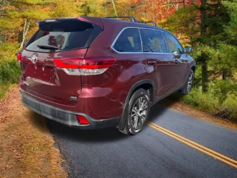 Another view of 2019 Toyota Highlander LE for sale in Northampton, MA at Lia Toyota of Northampton