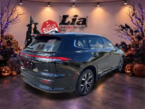 Another view of 2025 Toyota Crown Signia XLE for sale in Northampton, MA at Lia Toyota of Northampton
