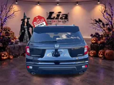More photos of 2019 Honda Passport EX-L at Lia Toyota of Northampton, MA