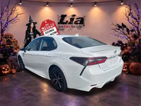 More photos of 2021 Toyota Camry SE at Lia Toyota of Northampton, MA