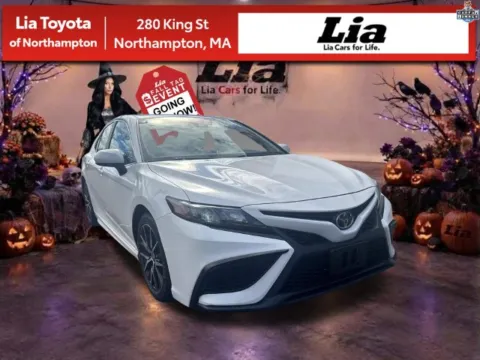 White 2021 Toyota Camry SE for sale in Northampton, MA