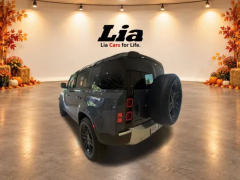 Another view of 2022 Land Rover Defender 110 SE for sale in Blauvelt, NY at Lia Toyota of Rockland