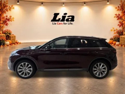 Photos of 2020 Lincoln Corsair Standard for sale in Blauvelt, NY at Lia Toyota of Rockland