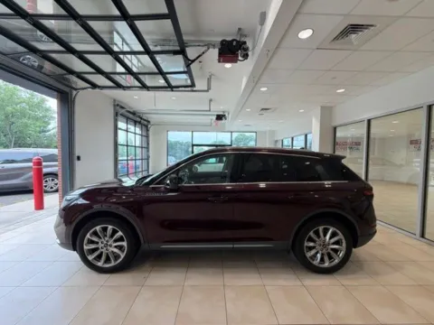 Photos of 2020 Lincoln Corsair Standard for sale in Blauvelt, NY at Lia Toyota of Rockland