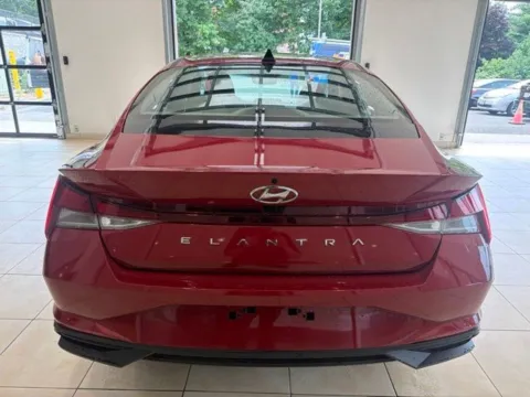 More photos of 2023 Hyundai Elantra SEL at Lia Toyota of Rockland, NY