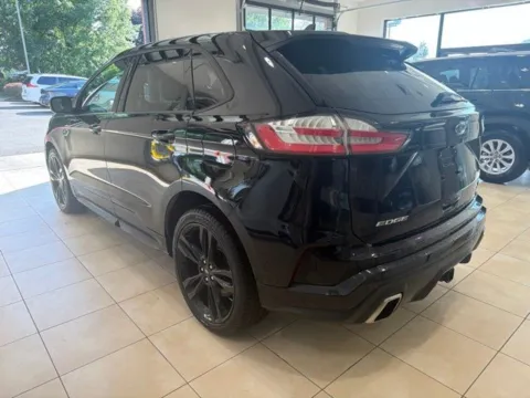 More photos of 2020 Ford Edge ST at Lia Toyota of Rockland, NY