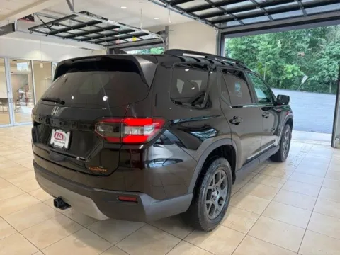 More photos of 2025 Honda Pilot TrailSport at Lia Toyota of Rockland, NY