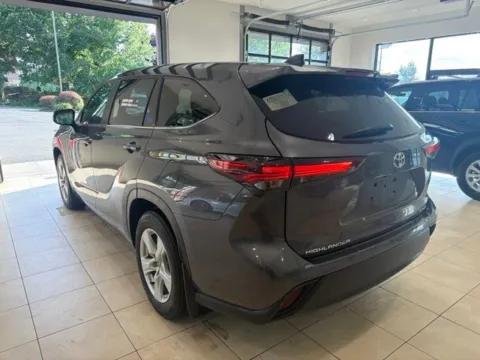 More photos of 2025 Toyota Highlander LE at Lia Toyota of Rockland, NY