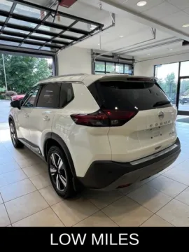 More photos of 2021 Nissan Rogue SL at Lia Toyota of Rockland, NY
