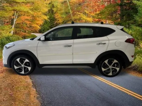 Another view of 2017 Hyundai Tucson Limited for sale in Blauvelt, NY at Lia Toyota of Rockland