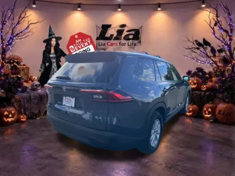 More photos of 2024 Toyota Grand Highlander XLE at Lia Toyota of Rockland, NY