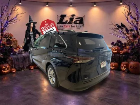 More photos of 2024 Toyota Sienna XLE at Lia Toyota of Rockland, NY