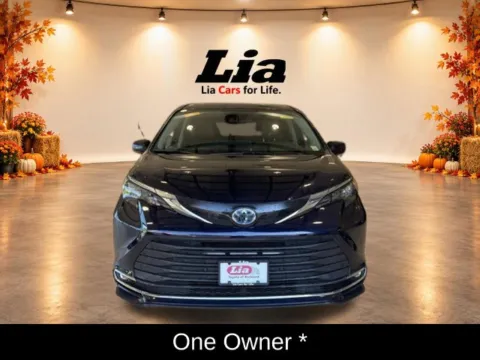 Photos of 2024 Toyota Sienna XLE for sale in Blauvelt, NY at Lia Toyota of Rockland