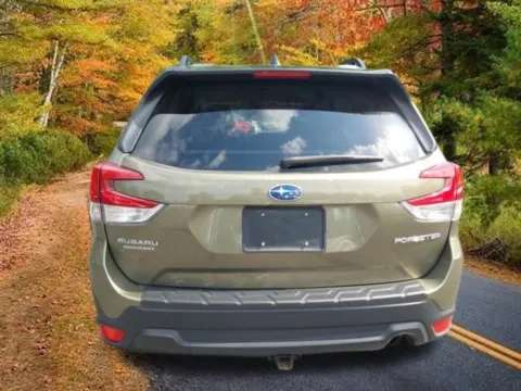 More photos of 2024 Subaru Forester Premium at Lia Toyota of Wilbraham, MA