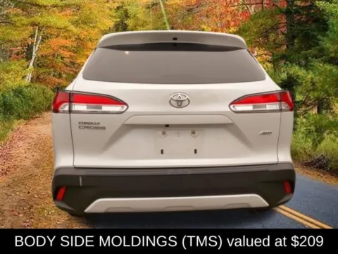 More photos of 2022 Toyota Corolla Cross L at Lia Toyota of Wilbraham, MA
