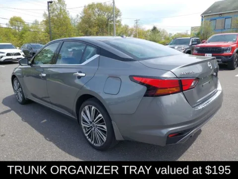 More photos of 2023 Nissan Altima 2.5 SL at Lia Toyota of Wilbraham, MA