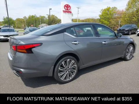 Another view of 2023 Nissan Altima 2.5 SL for sale in Wilbraham, MA at Lia Toyota of Wilbraham