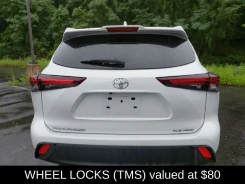 More photos of 2024 Toyota Highlander XLE at Lia Toyota of Wilbraham, MA