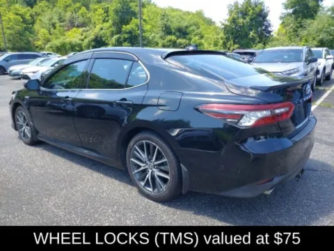 More photos of 2021 Toyota Camry Hybrid XLE at Lia Toyota of Wilbraham, MA