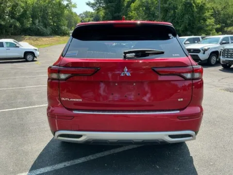 More photos of 2024 Mitsubishi Outlander SE at Lia Toyota of Wilbraham, MA