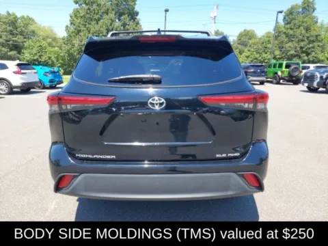 More photos of 2023 Toyota Highlander XLE at Lia Toyota of Wilbraham, MA