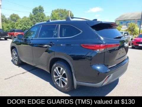 More photos of 2023 Toyota Highlander XLE at Lia Toyota of Wilbraham, MA