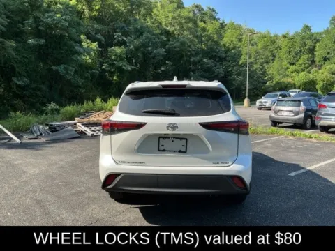 More photos of 2024 Toyota Highlander XLE at Lia Toyota of Wilbraham, MA