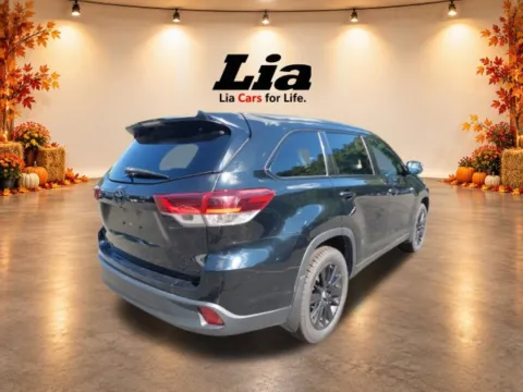 Another view of 2019 Toyota Highlander SE for sale in Wilbraham, MA at Lia Toyota of Wilbraham