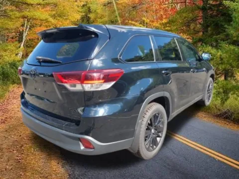 Another view of 2019 Toyota Highlander SE for sale in Wilbraham, MA at Lia Toyota of Wilbraham