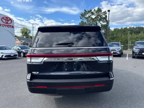 More photos of 2023 Lincoln Navigator L Reserve at Lia Toyota of Wilbraham, MA