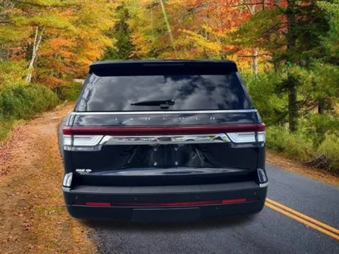 More photos of 2023 Lincoln Navigator L Reserve at Lia Toyota of Wilbraham, MA
