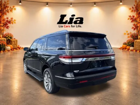 More photos of 2023 Lincoln Navigator L Reserve at Lia Toyota of Wilbraham, MA