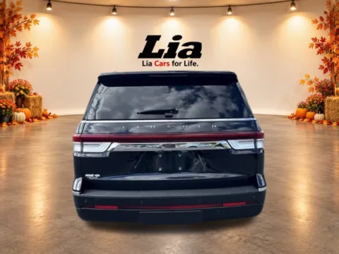 More photos of 2023 Lincoln Navigator L Reserve at Lia Toyota of Wilbraham, MA