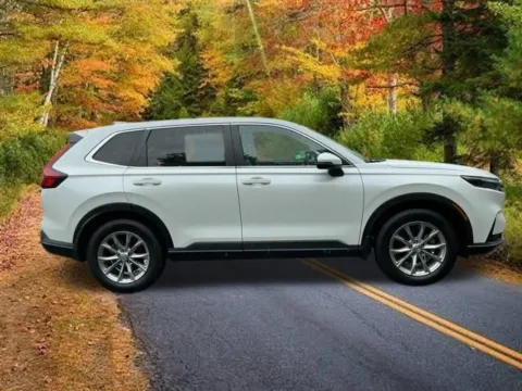 Photos of 2023 Honda CR-V EX-L for sale in Wilbraham, MA at Lia Toyota of Wilbraham