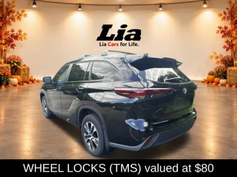 More photos of 2024 Toyota Highlander XLE at Lia Toyota of Wilbraham, MA
