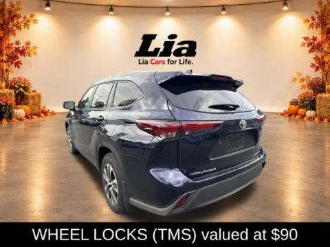 More photos of 2025 Toyota Highlander XLE at Lia Toyota of Wilbraham, MA